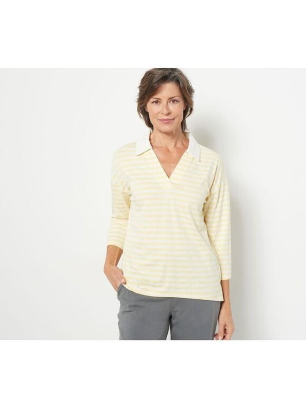 AnyBody Top 5X Textured Jersey Collared Pale Yellow White Rayon Blend NEW